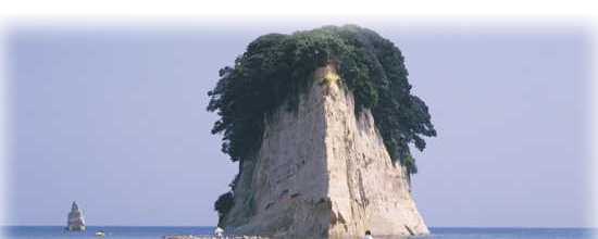 能登の風景「見附島」
