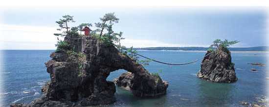 能登の風景「はたご岩」
